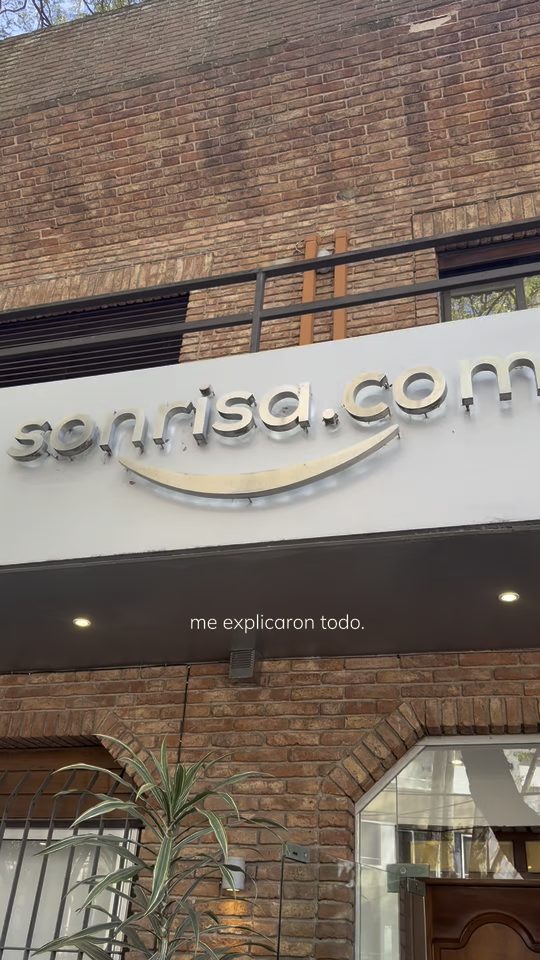 Embajador de Sonrisa cuenta su experiencia con alineadores invisibles